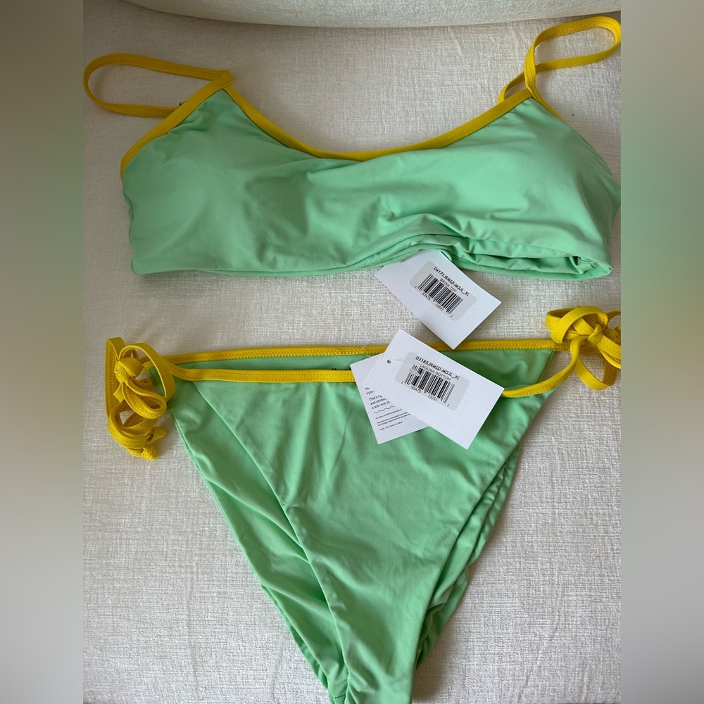 NWT dippin daisys green swimsuit bikini size XL, brink top/laguna bottom